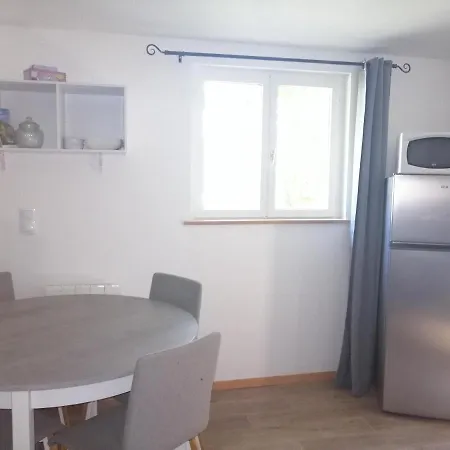 Holiday home Petite Avec Piscine Privative Aigremont