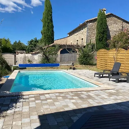 Petite Avec Piscine Chauffée Hébergement de vacances