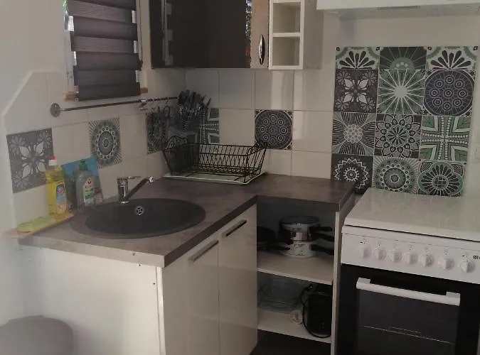 بيت للعطل Petite Avec Piscine Privative