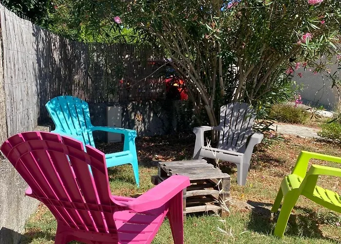 Petite Avec Piscine Privative بيت للعطل *