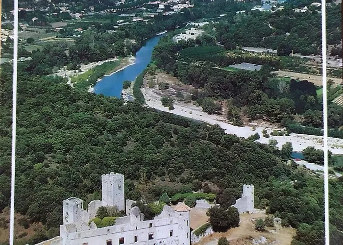 Petite Avec Piscine Privative * Aigremont